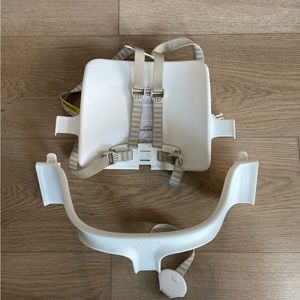 Stokke Tripp Trapp baby set w/ harness